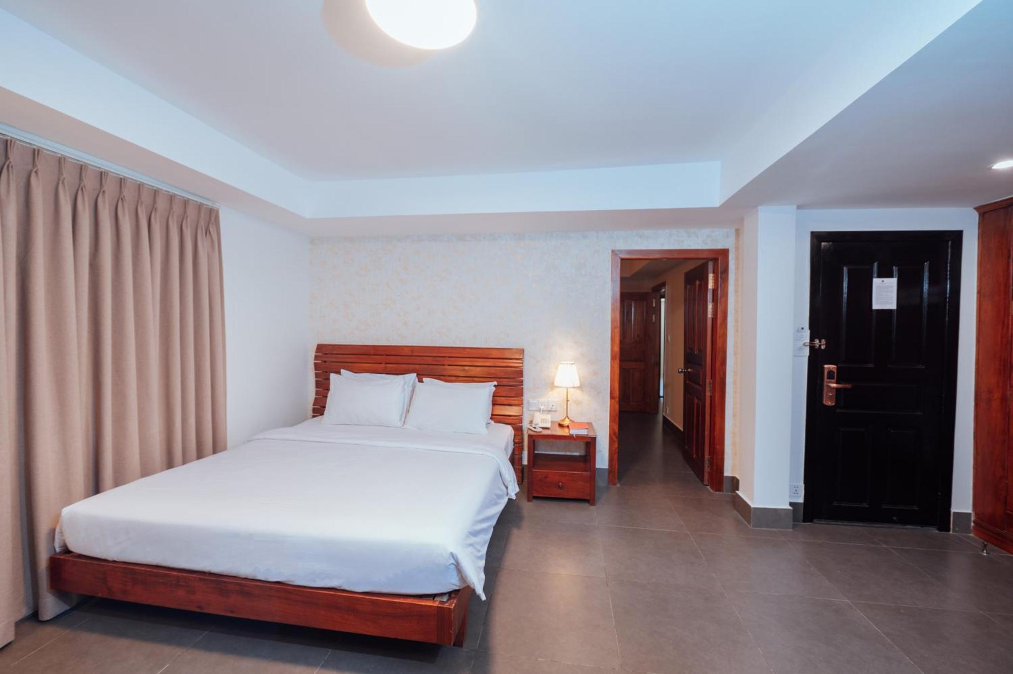 Cambodian Country Club 4* Phnom Penh