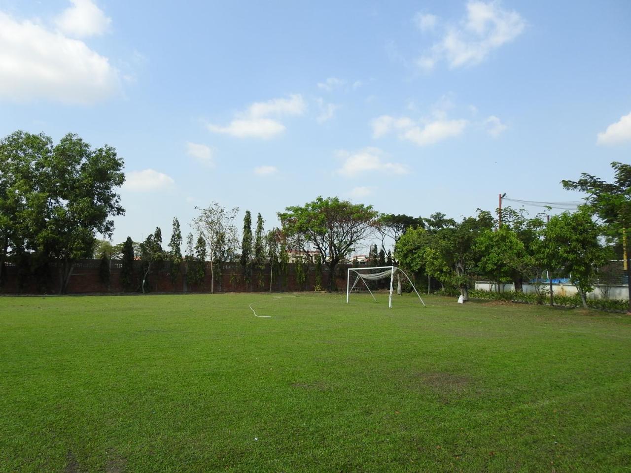Hotel Cambodian Country Club 4*
