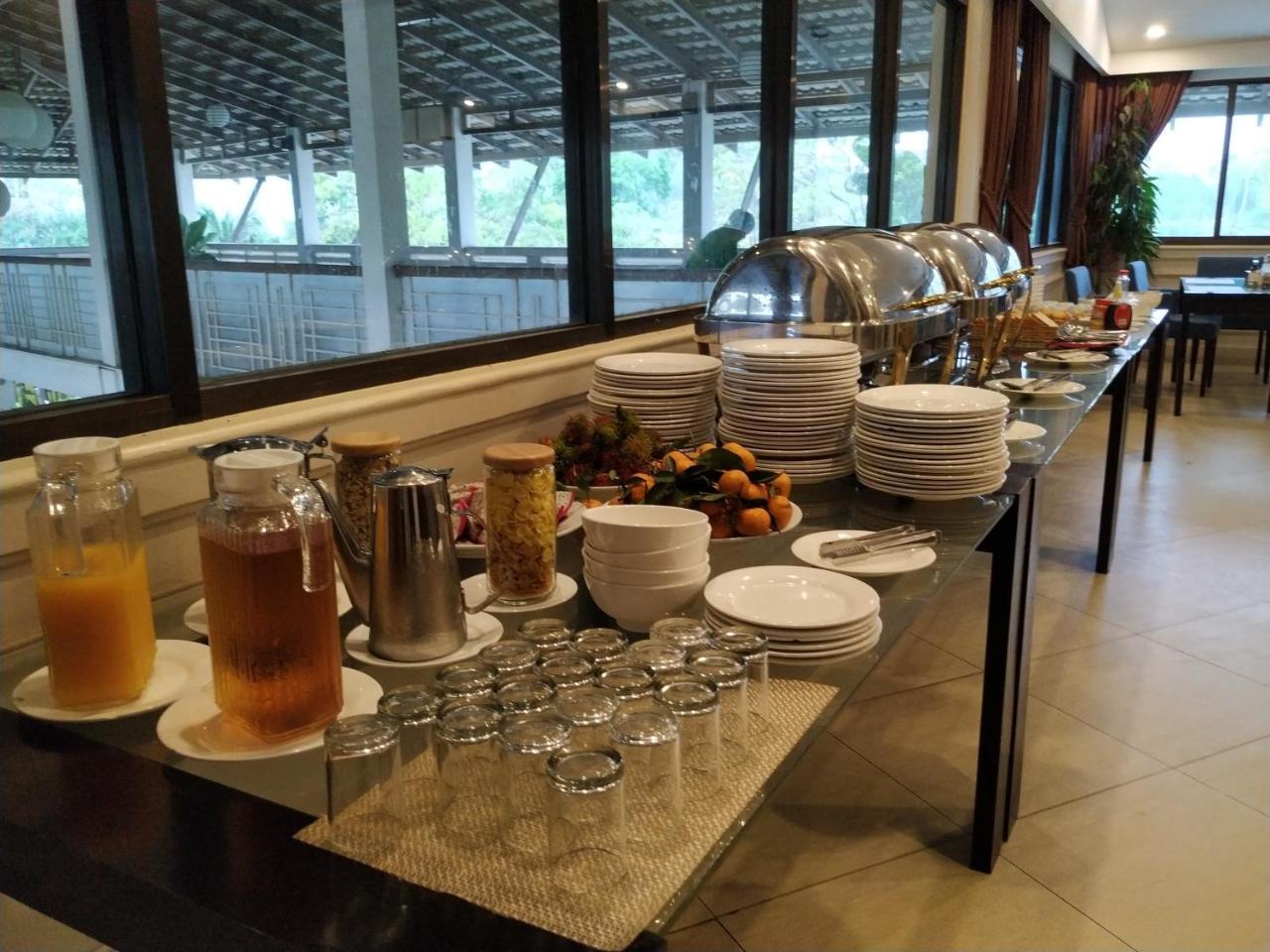 Cambodian Country Club Hotel 4*