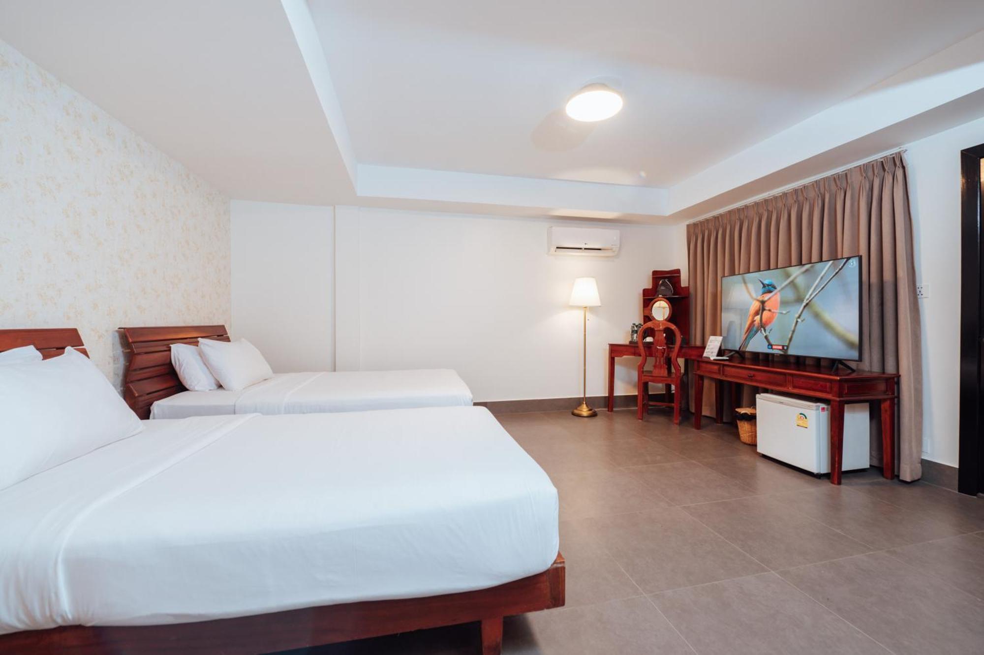 Cambodian Country Club Phnom-Penh