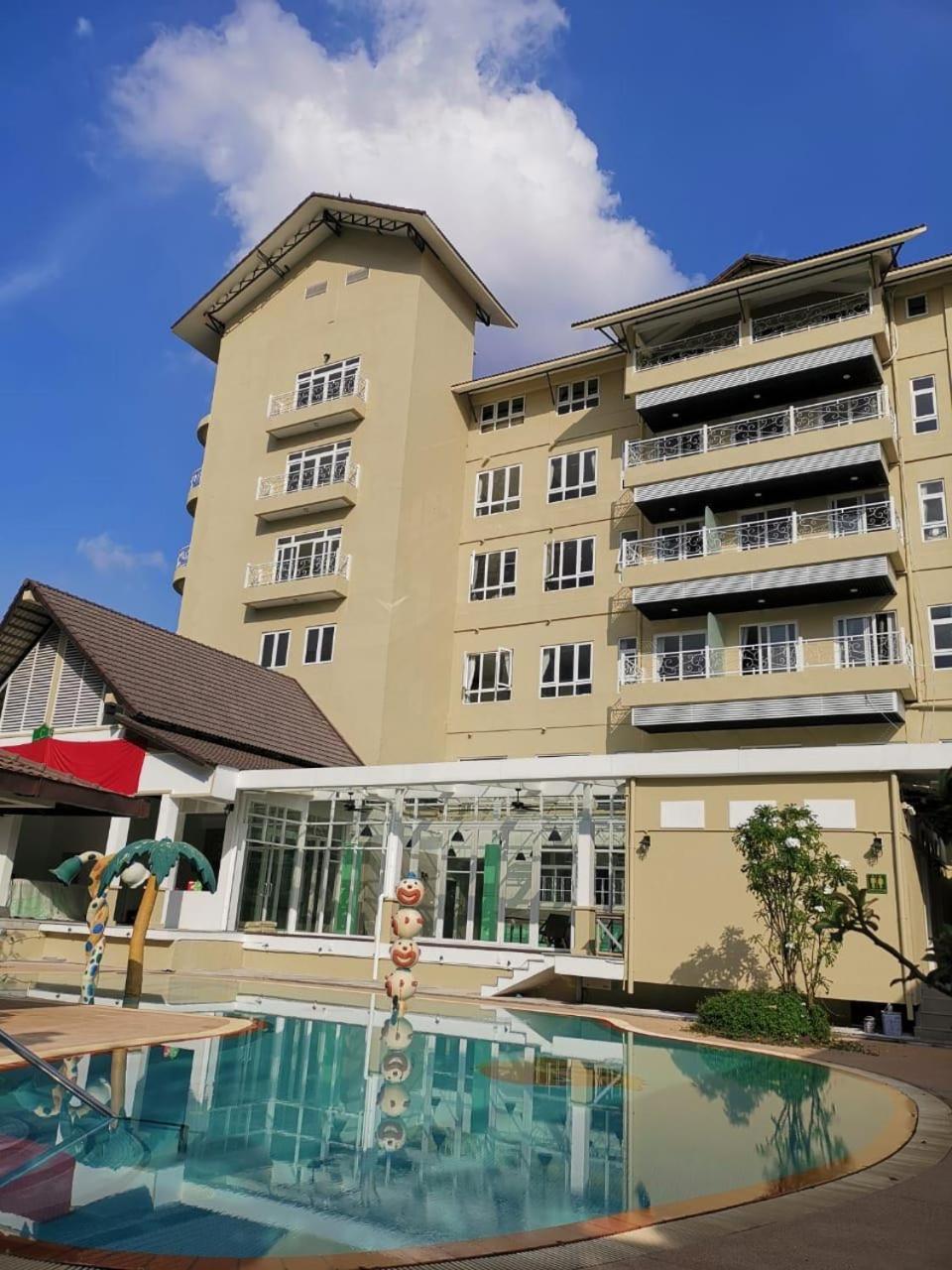 Hotel Cambodian Country Club Phnom-Penh